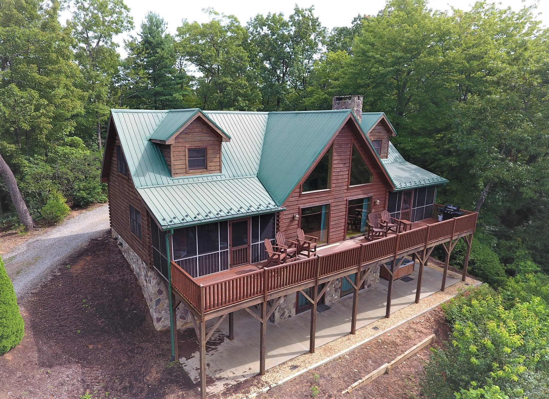 *****SOLD*****AUTHENTIC CUSTOM BUILT LOG HOME FOR SALE IN WESTERN NORTH CAROLINA